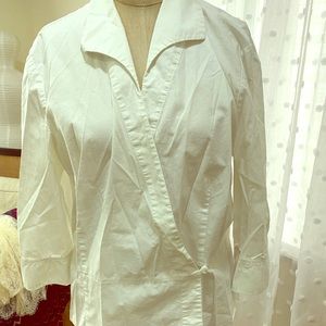 Hundred percent cotton crisscross in front blouse